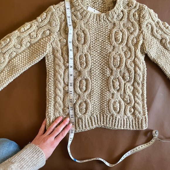 VINTAGE Hand-Knit Kids Chunky Cable Knit Crew Neck Sweater in Cream - Picture 4 of 4